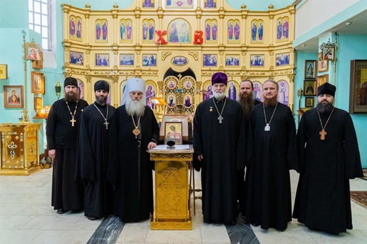 Фото Новосибирская епархия передала частицу мощей князя Александра Невского для нового собора в Барнауле 2