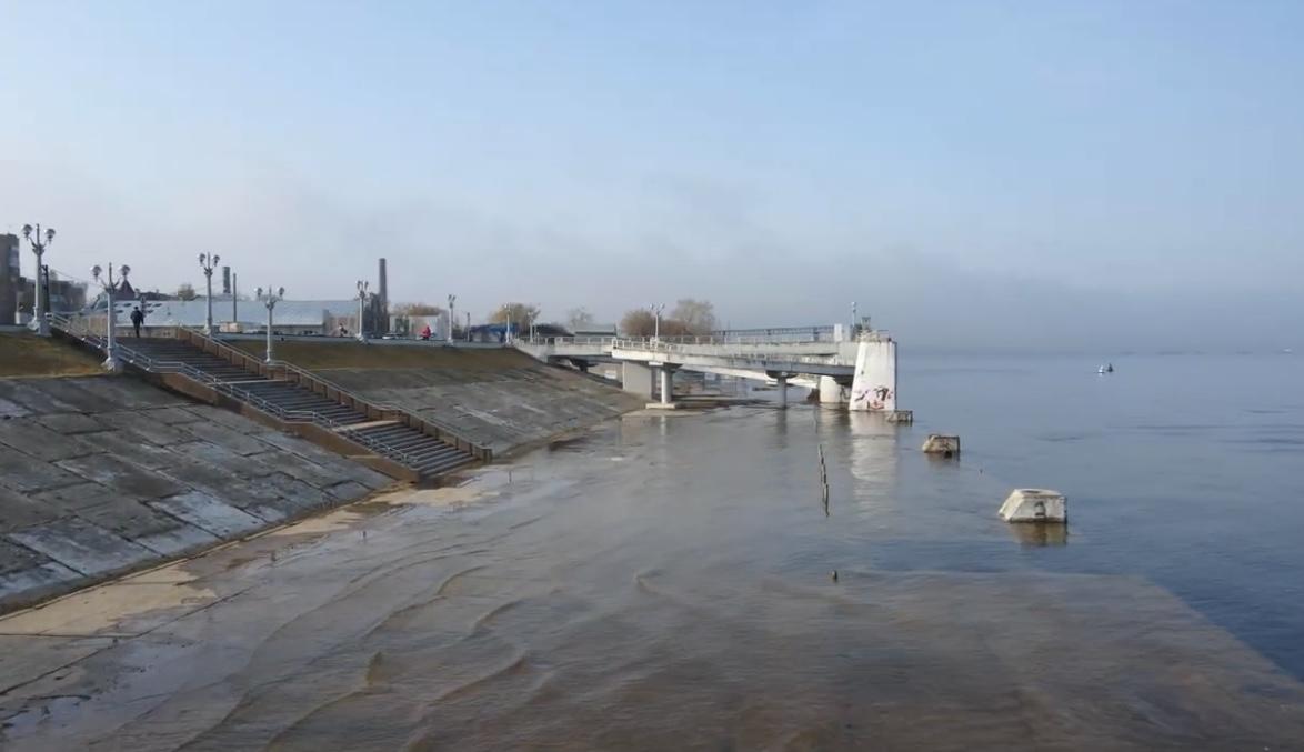 Уровень воды в реке самара. Территория затопления Жигулевской ГЭС. Затоп Самарской набережной. Потоп на Нижневолжской набережной. Каховская ГЭС потоп.