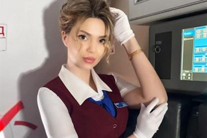 Фото Яркая внешность русской стюардессы на фото в униформе свела с ума иностранцев 2