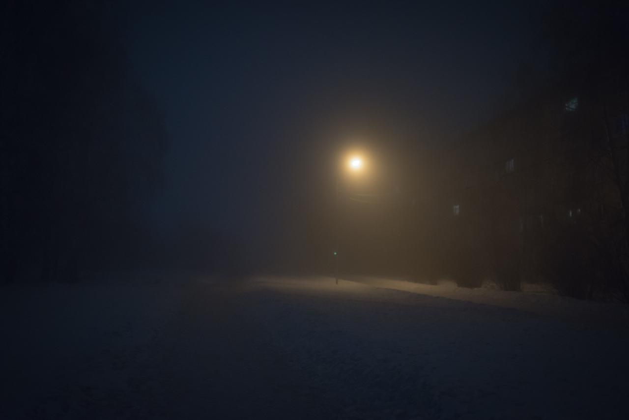 Фото Плотный туман накрыл Новосибирск ночью 4 апреля 2