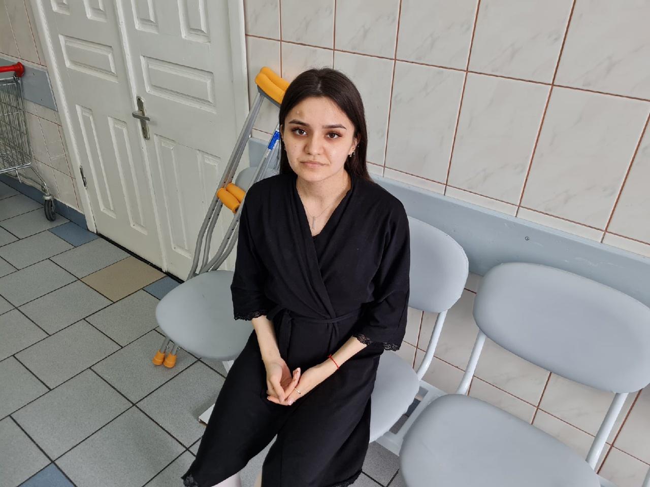 Фото В Новосибирске хирурги прооперировали 22-летнюю медсестру красной зоны 4