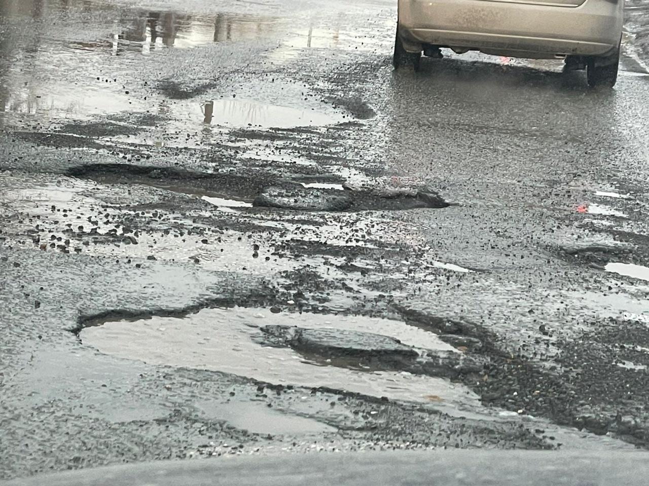 Фото «Даже для портала в ад это перебор»: почему смыло дороги в Новосибирске и когда их починят 3