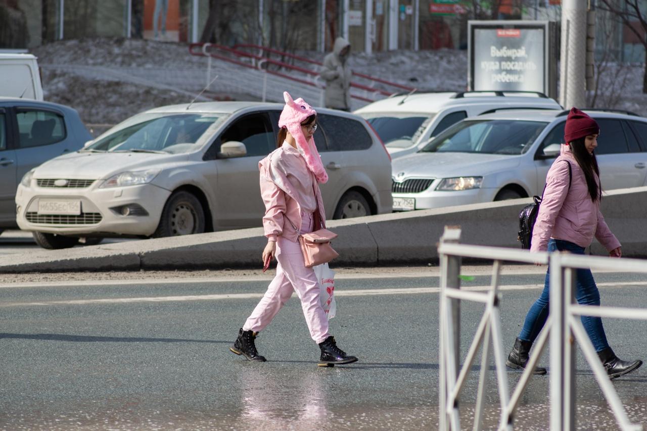 Фото Потеплело до +9 °C: как жители Новосибирска встретили весну 8