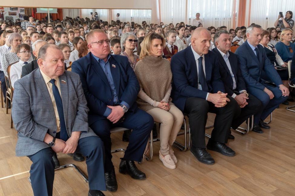 Фото В Законодательном собрании Новосибирской области рассказали о поддержке участников СВО 3