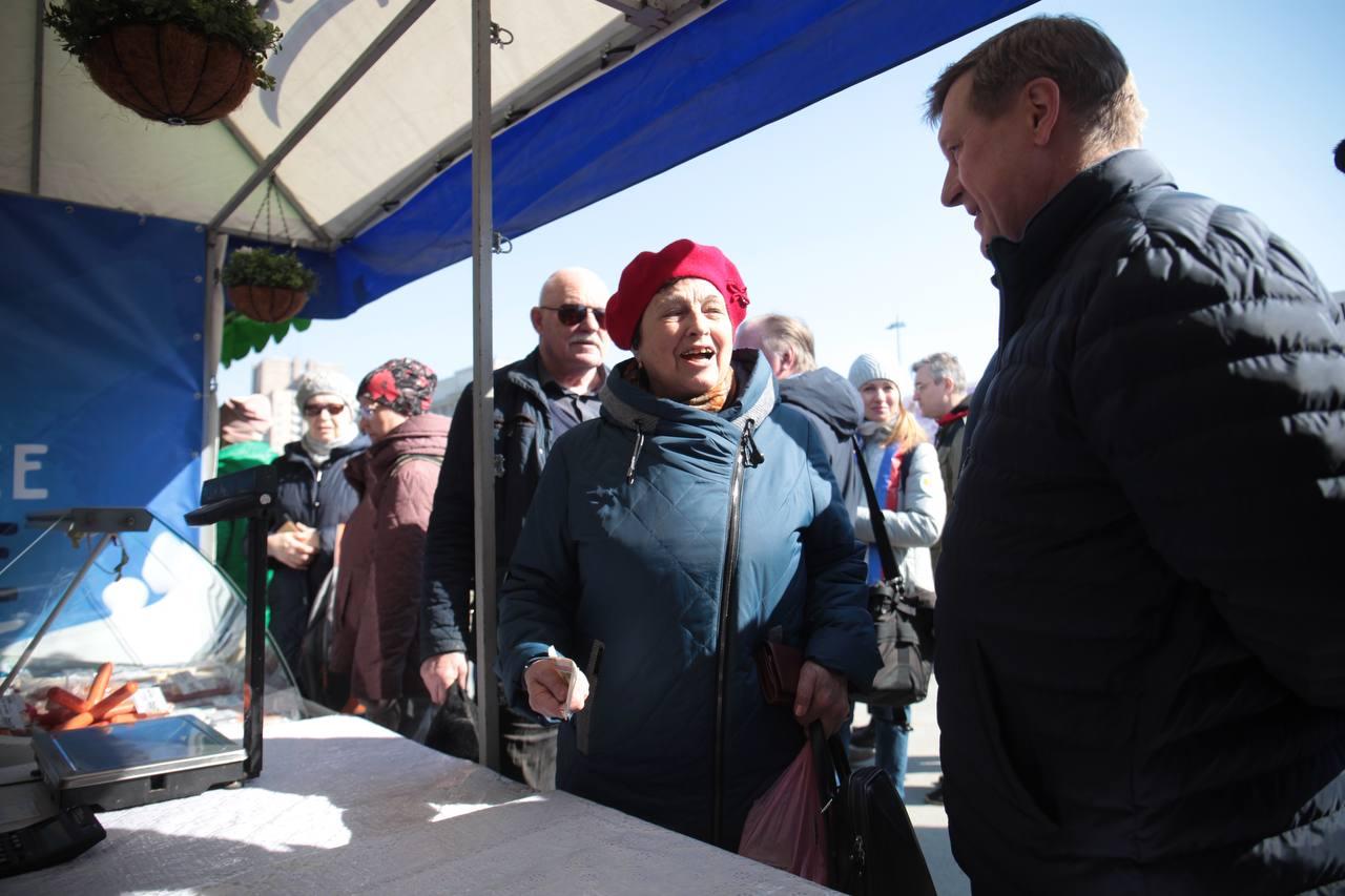 Фото В Новосибирске на площади Ленина открылась белорусская ярмарка 2