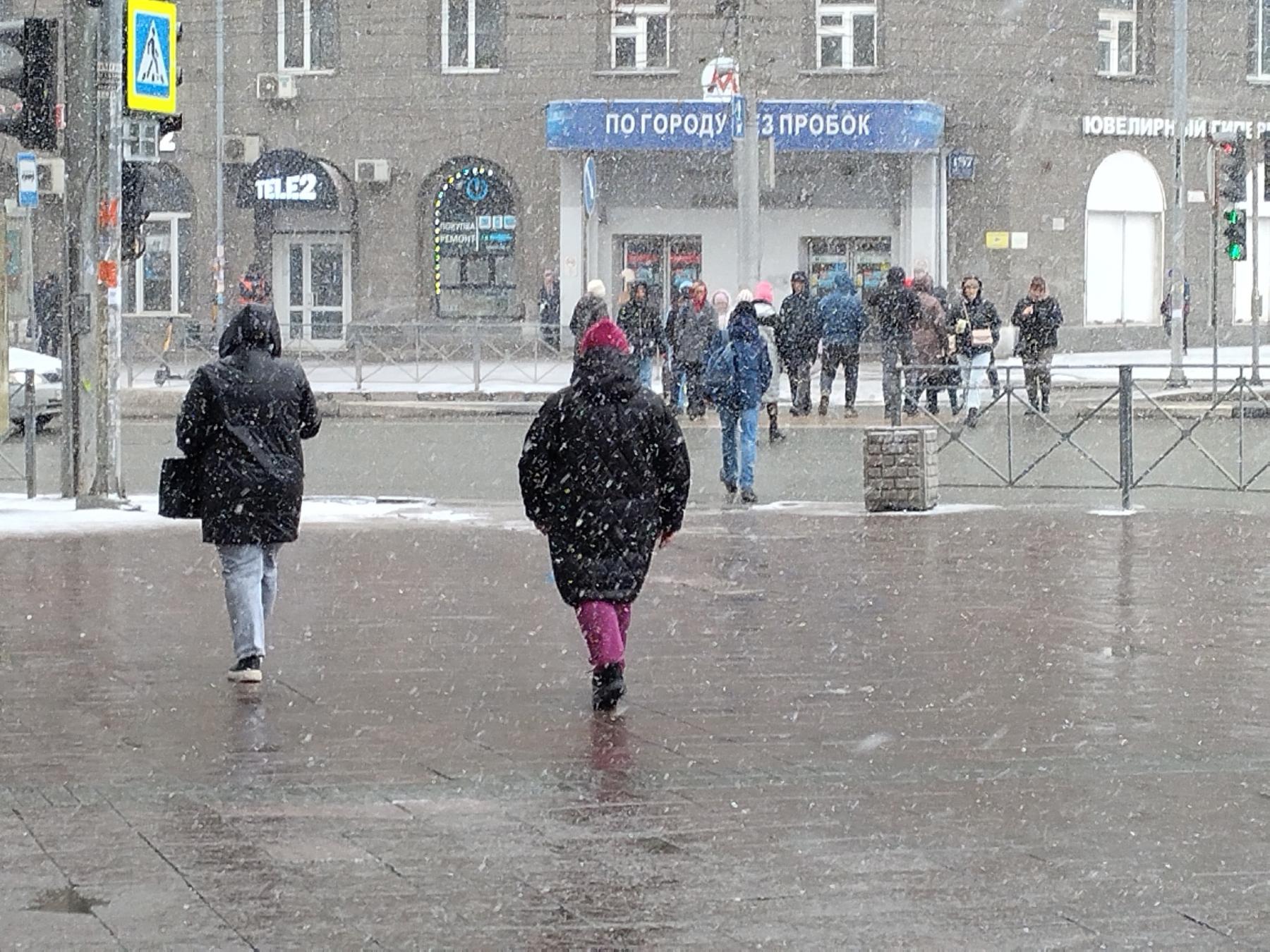 Фото Электронные повестки, смертельное ДТП в Новосибирске и снегопад в апреле - итоги недели на Сиб. фм 3