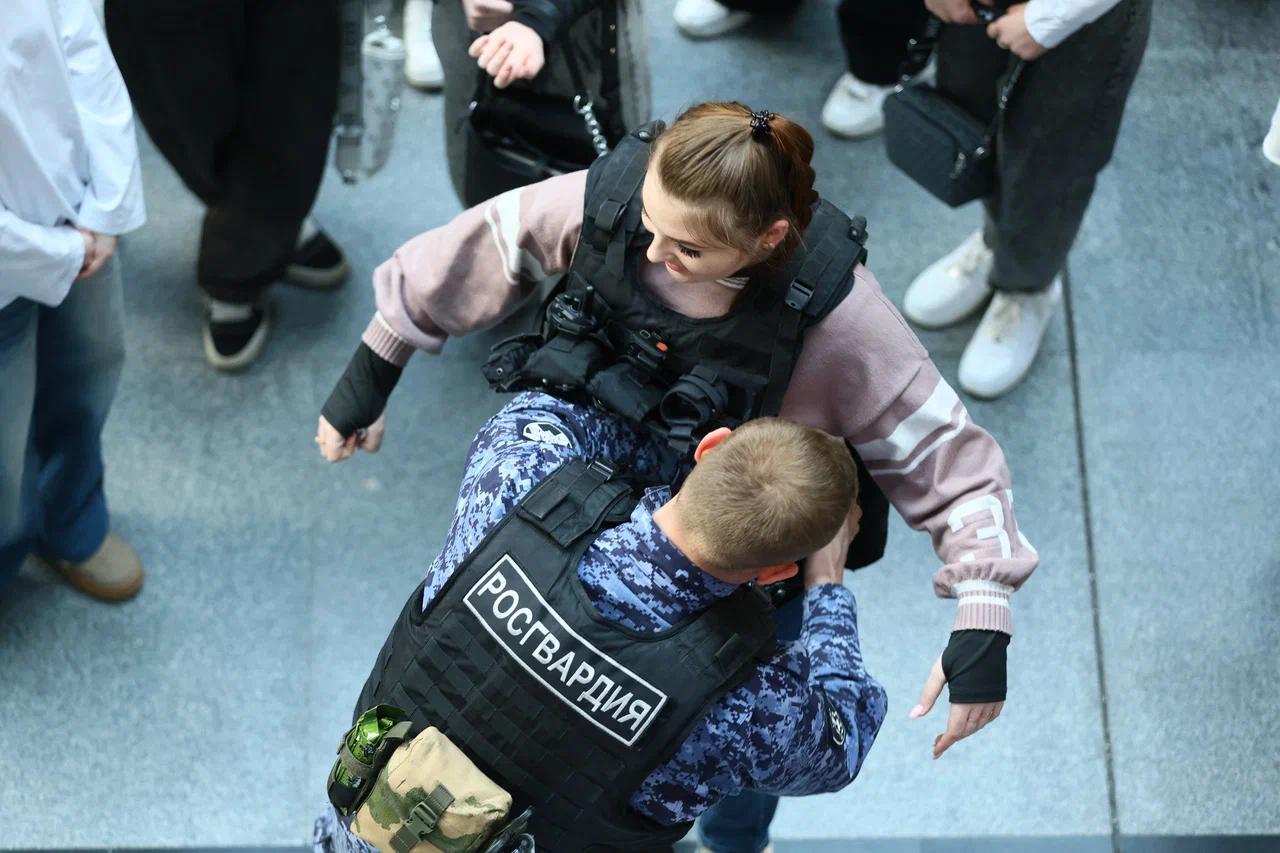 Фото Оружие и квадроциклы. В Новосибирске показали оборудование и технику для охоты на выставке в «Экспоцентре» 12