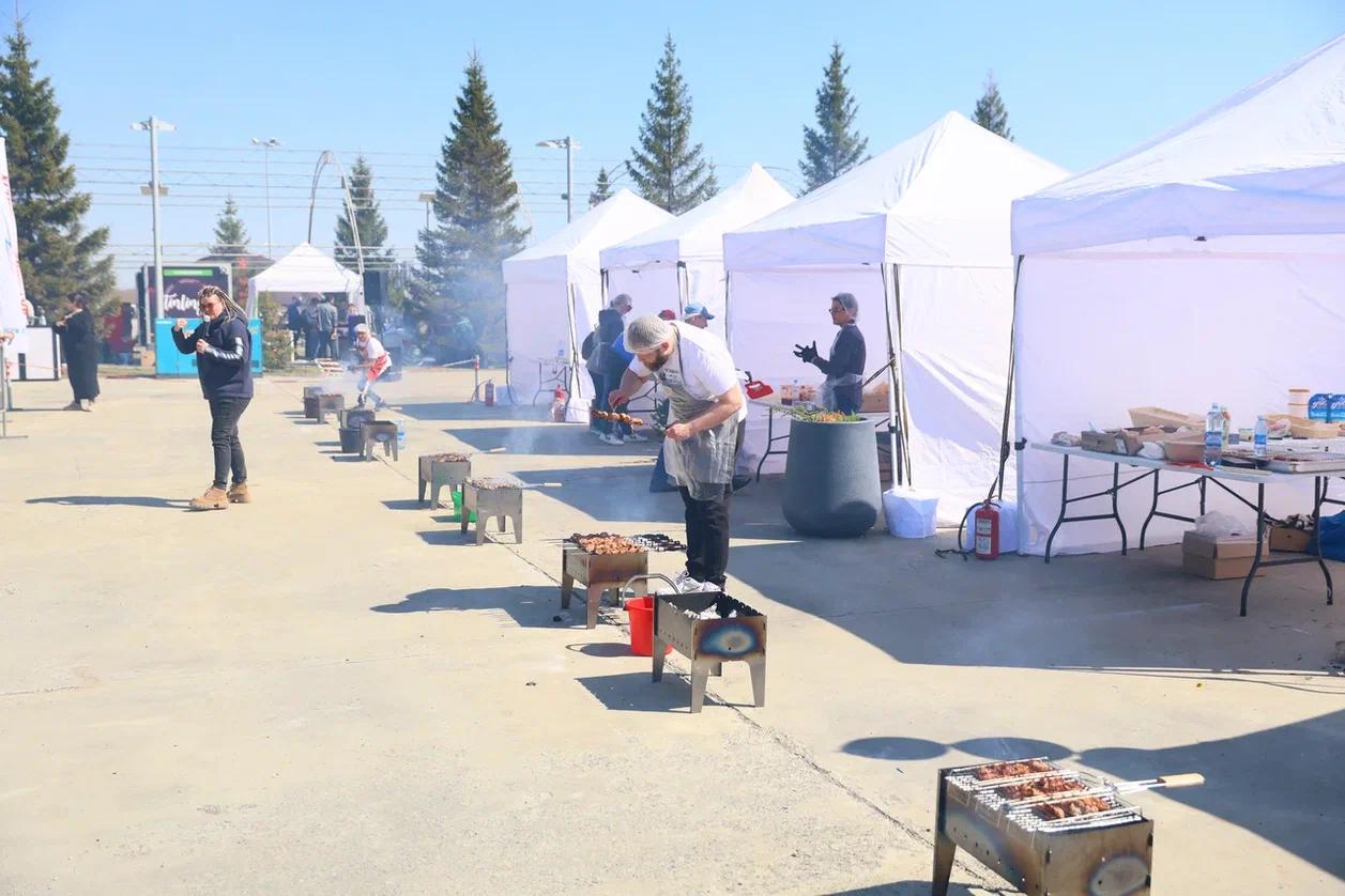 Фото От стрельбы до шашлыков: чем удивила выставка «Активный отдых» в Новосибирске. Фотоотчет 28