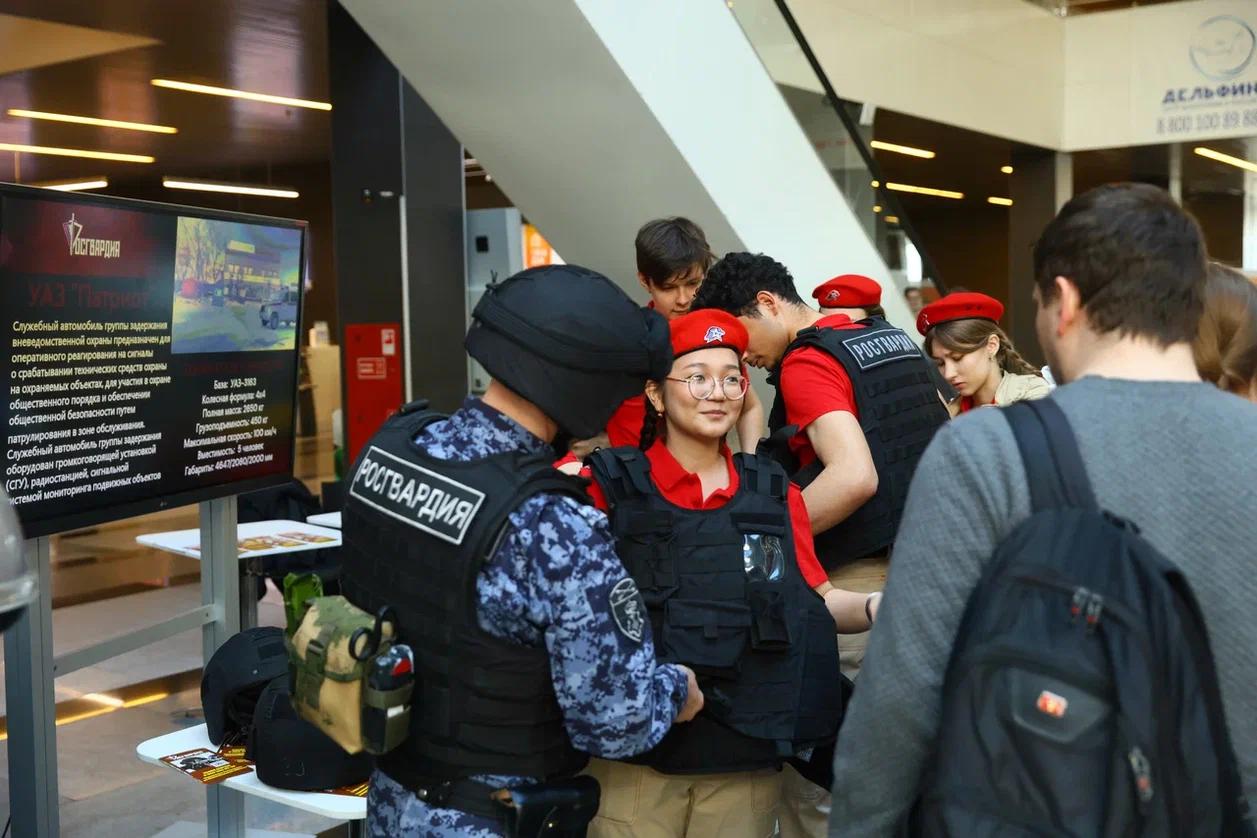 Фото От стрельбы до шашлыков: чем удивила выставка «Активный отдых» в Новосибирске. Фотоотчет 15