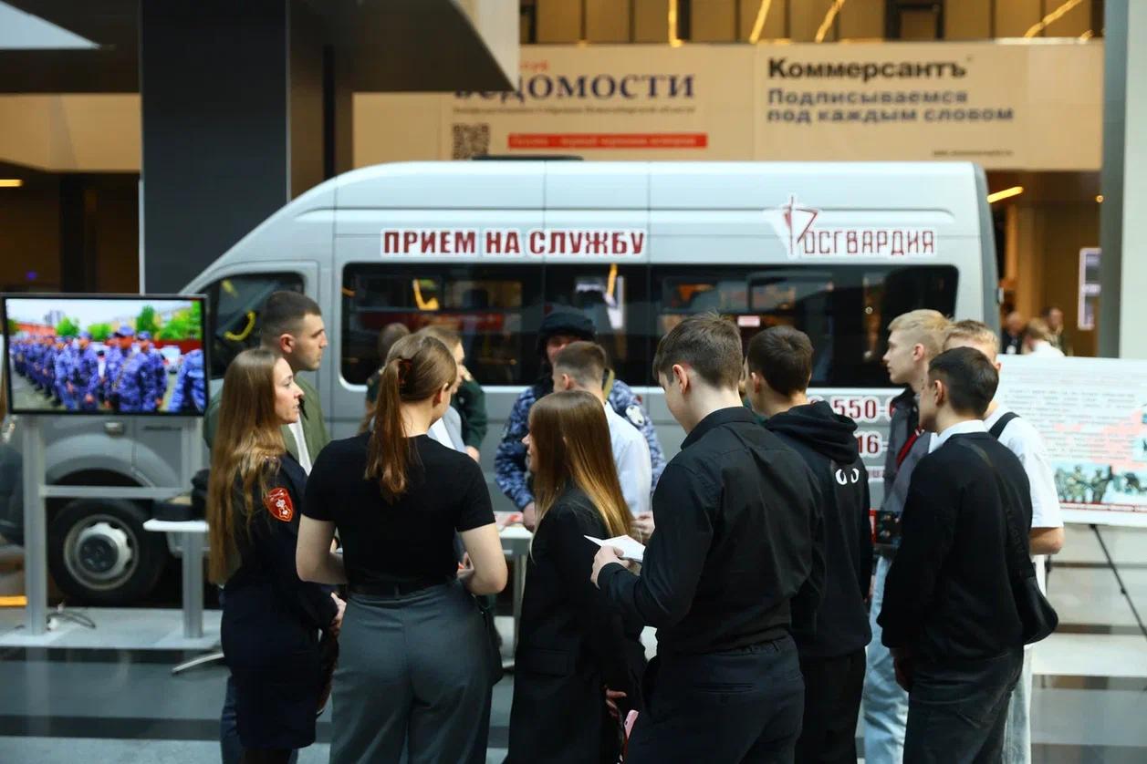 Фото От стрельбы до шашлыков: чем удивила выставка «Активный отдых» в Новосибирске. Фотоотчет 17