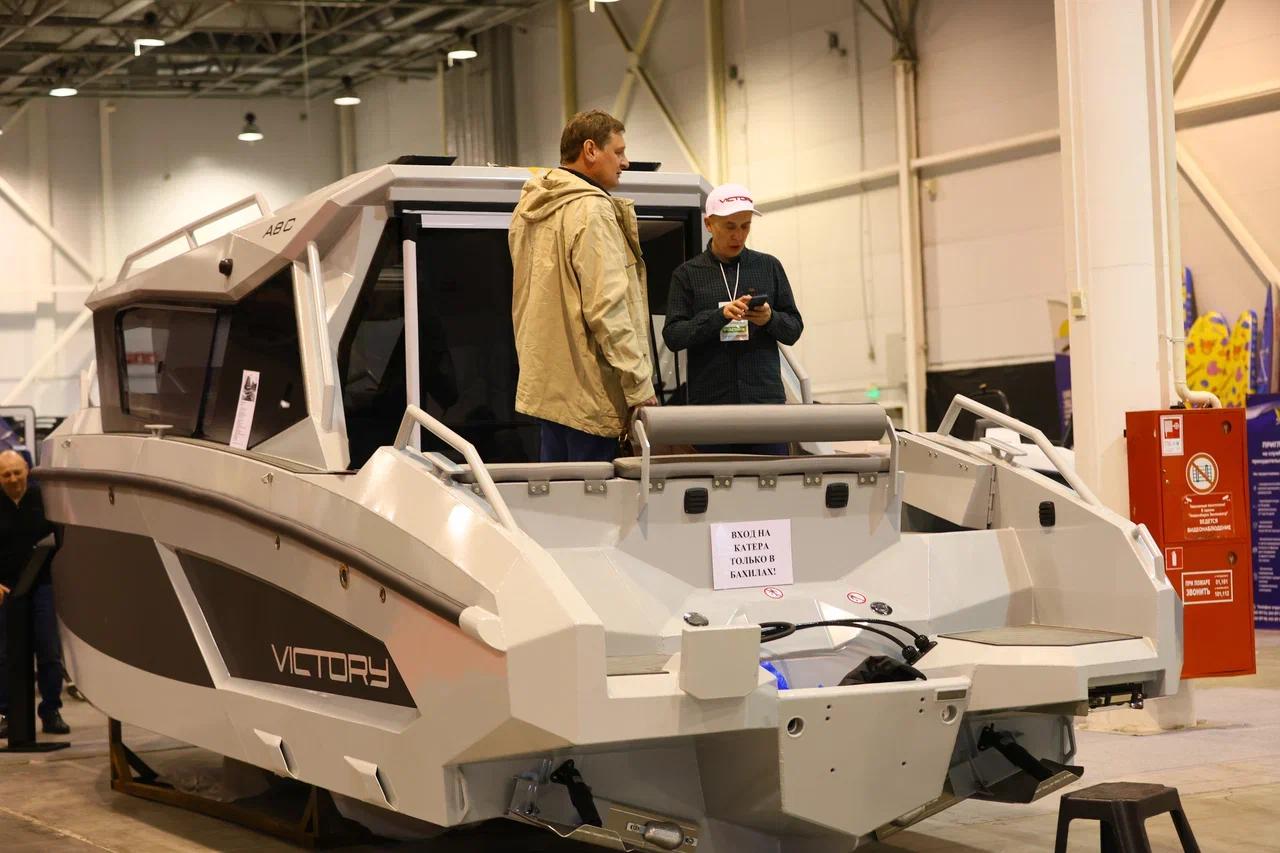 Фото Оружие и квадроциклы. В Новосибирске показали оборудование и технику для охоты на выставке в «Экспоцентре» 9