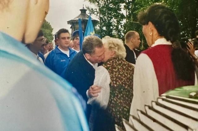 Фото Жириновскому исполнилось бы 79 лет. Новосибирск вспоминает визиты самого эпатажного политика РФ 3 - Сиб.ФМ Фото Жириновскому исполнилось бы 79 лет. Новосибирск вспоминает визиты самого эпатажного политика РФ 3