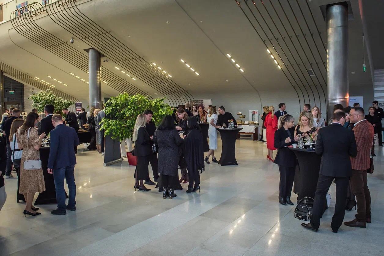 Фото В Новосибирске назвали лидеров бизнеса. Фоторепортаж с церемонии награждения премии «Звёздная лига» 7