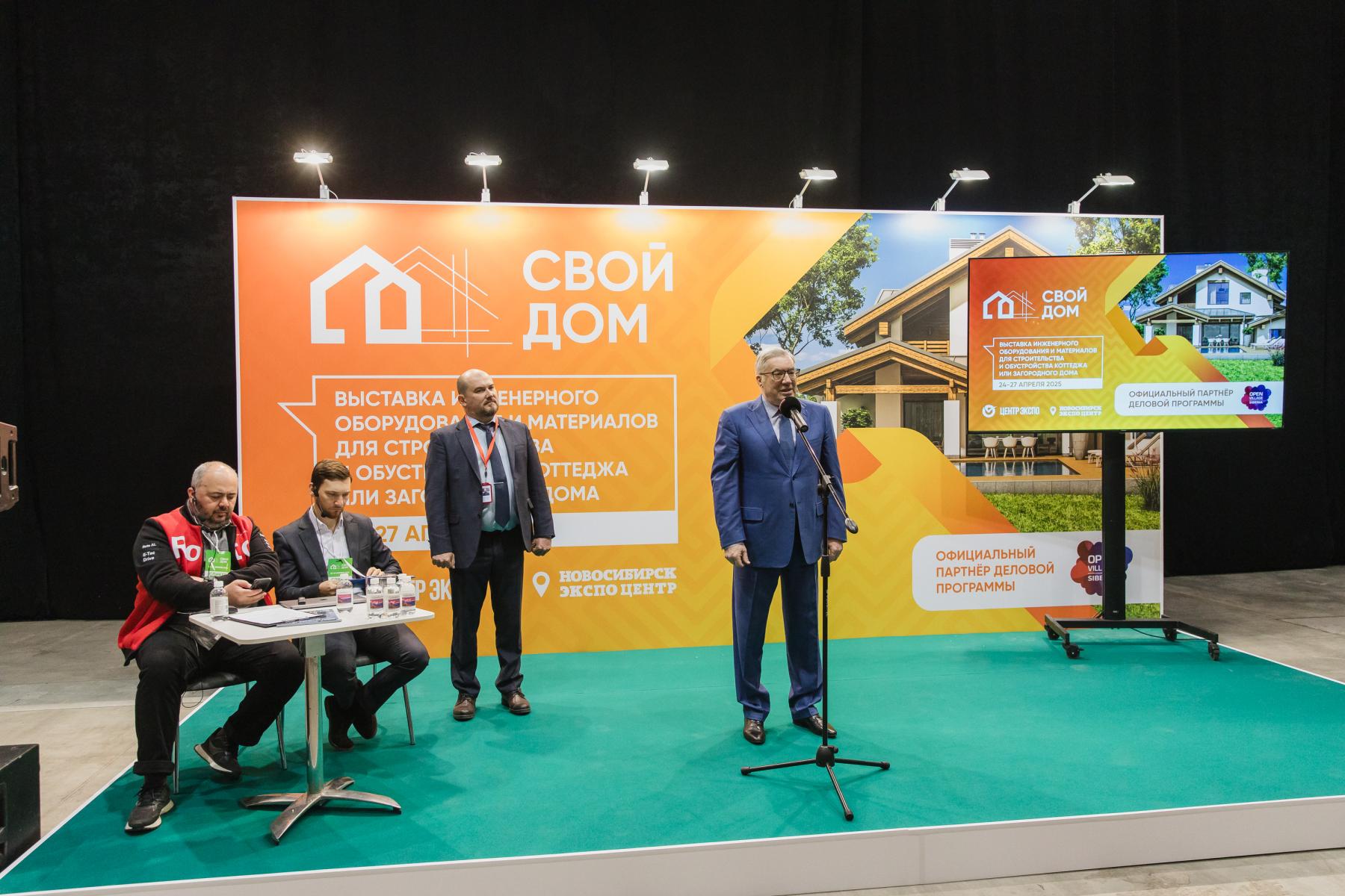 Фото Дом на колёсах, мощные машины и лодки. Опубликованы фото крупнейшей выставки «Активный отдых» в новосибирском Экспоцентре 17 - Сиб.ФМ Фото Дом на колёсах, мощные машины и лодки. Опубликованы фото крупнейшей выставки «Активный отдых» в новосибирском Экспоцентре 17