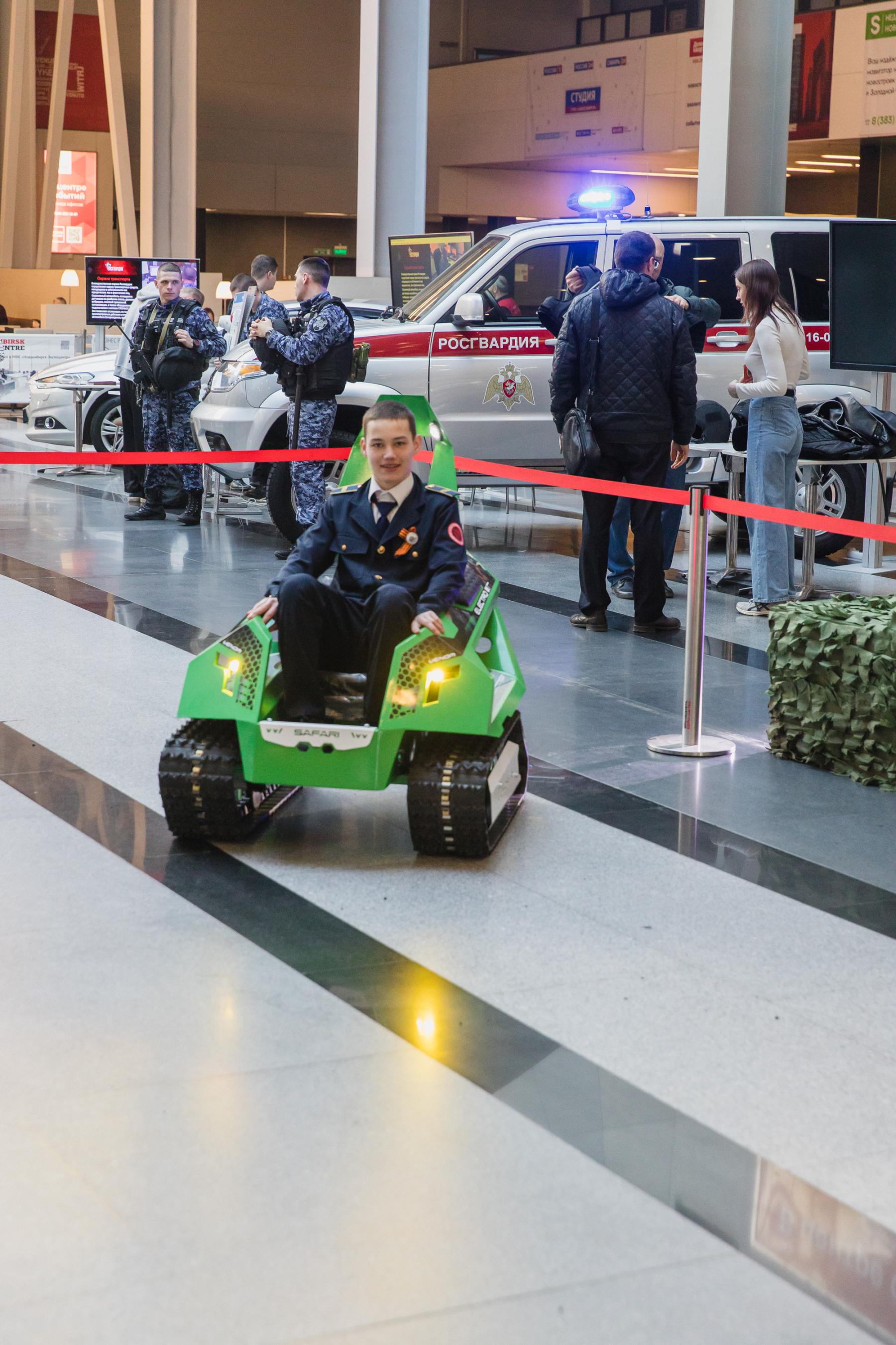 Фото Дом на колёсах, мощные машины и лодки. Опубликованы фото крупнейшей выставки «Активный отдых» в новосибирском Экспоцентре 10 - Сиб.ФМ Фото Дом на колёсах, мощные машины и лодки. Опубликованы фото крупнейшей выставки «Активный отдых» в новосибирском Экспоцентре 10