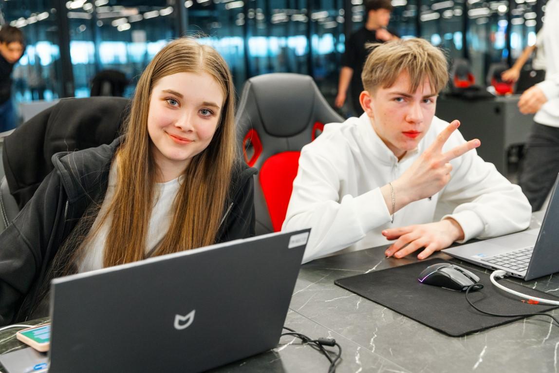 Фото 7000 участников и 1 победитель: подведены итоги Всероссийской олимпиады по предпринимательству 6 - Сиб.ФМ Фото 7000 участников и 1 победитель: подведены итоги Всероссийской олимпиады по предпринимательству 6