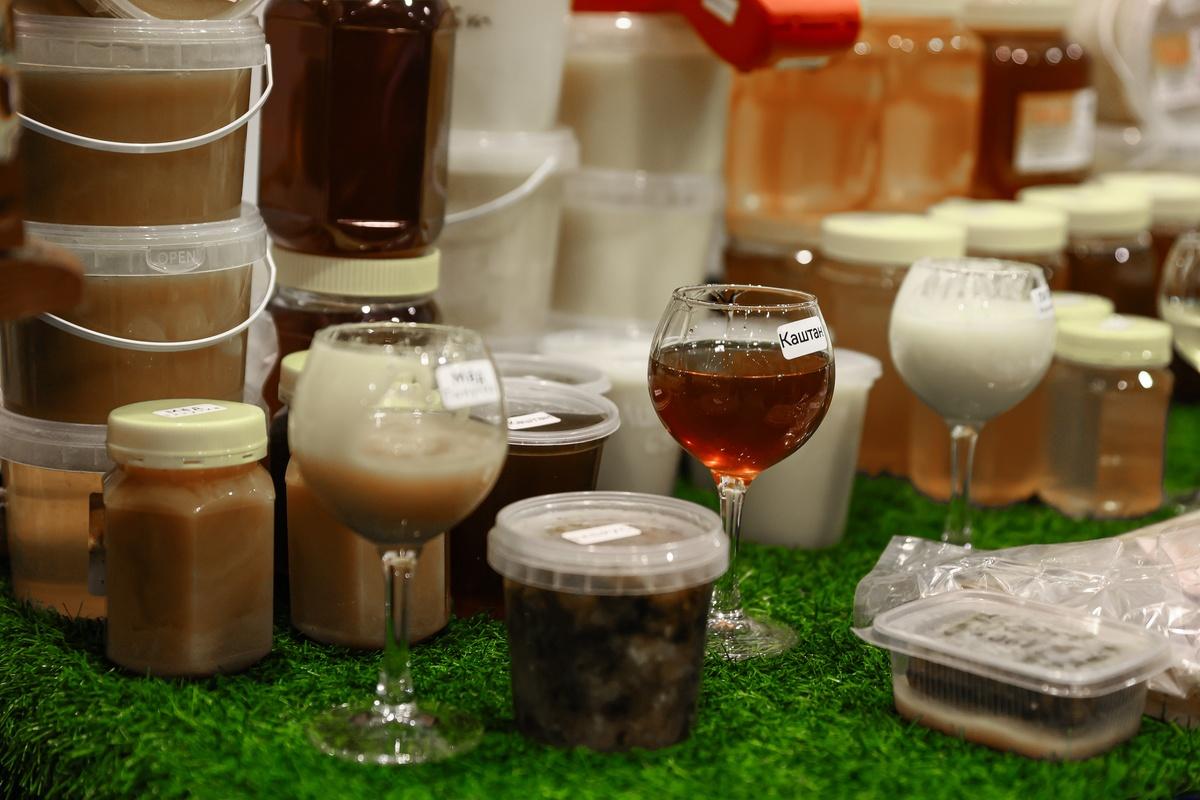 Фото От стрельбы из лука и квадроциклов до пивного рекорда: чем удивила выставка «Активный отдых» в Новосибирске - 30 ярких фото 24