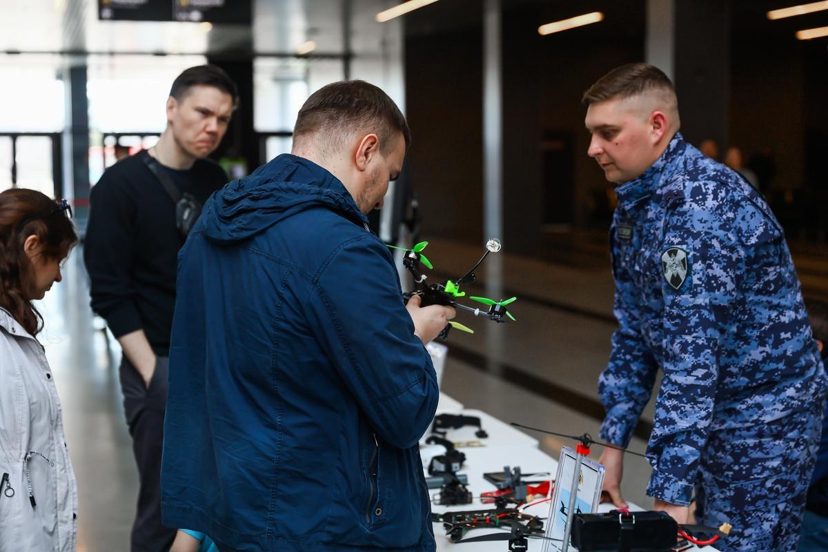 Фото От стрельбы из лука и квадроциклов до пивного рекорда: чем удивила выставка «Активный отдых» в Новосибирске - 30 ярких фото 27