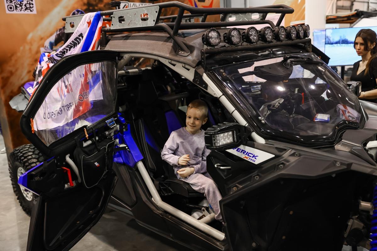 Фото От стрельбы из лука и квадроциклов до пивного рекорда: чем удивила выставка «Активный отдых» в Новосибирске - 30 ярких фото 26