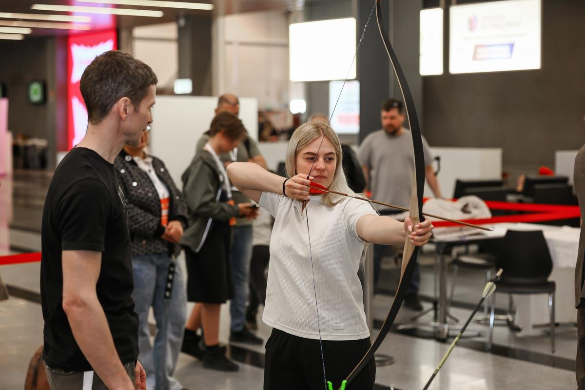 Фото От стрельбы из лука и квадроциклов до пивного рекорда: чем удивила выставка «Активный отдых» в Новосибирске - 30 ярких фото 22