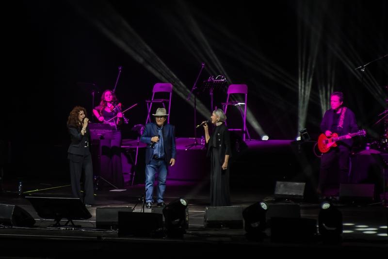 Фото Итальянский исполнитель хита «Феличита» Аль Бана дал первый концерт в Новосибирске - 30 ярких кадров 19