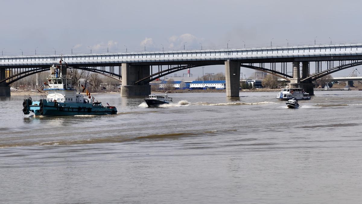 Фото По Оби пошли суда: в Новосибирске торжественно открыли навигацию – 32 ярких кадра 20