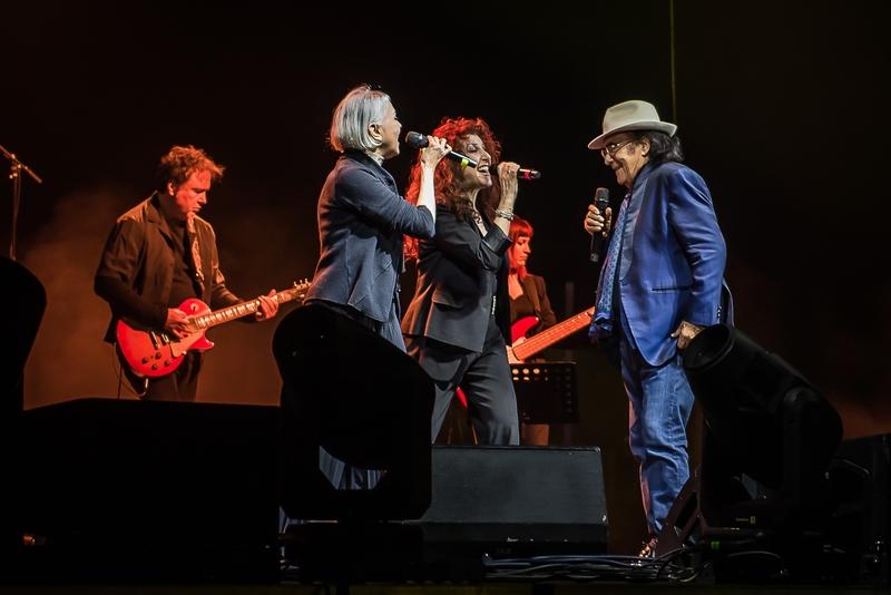 Фото Итальянский исполнитель хита «Феличита» Аль Бана дал первый концерт в Новосибирске - 30 ярких кадров 24