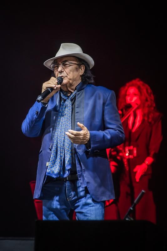 Фото Итальянский исполнитель хита «Феличита» Аль Бана дал первый концерт в Новосибирске - 30 ярких кадров 28