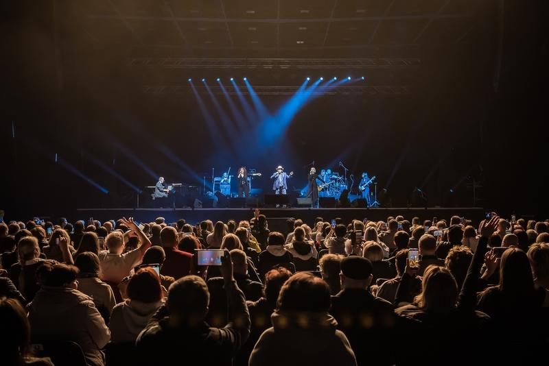 Фото Итальянский исполнитель хита «Феличита» Аль Бана дал первый концерт в Новосибирске - 30 ярких кадров 5