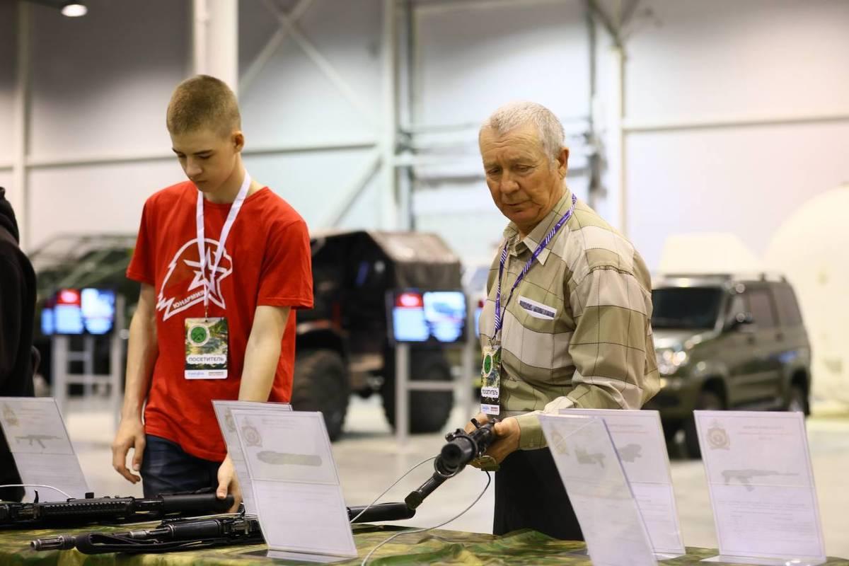 Фото В Новосибирске открылась крупнейшая в Западной Сибири выставка «Активный отдых: охота, рыбалка, туризм в Сибири» 7