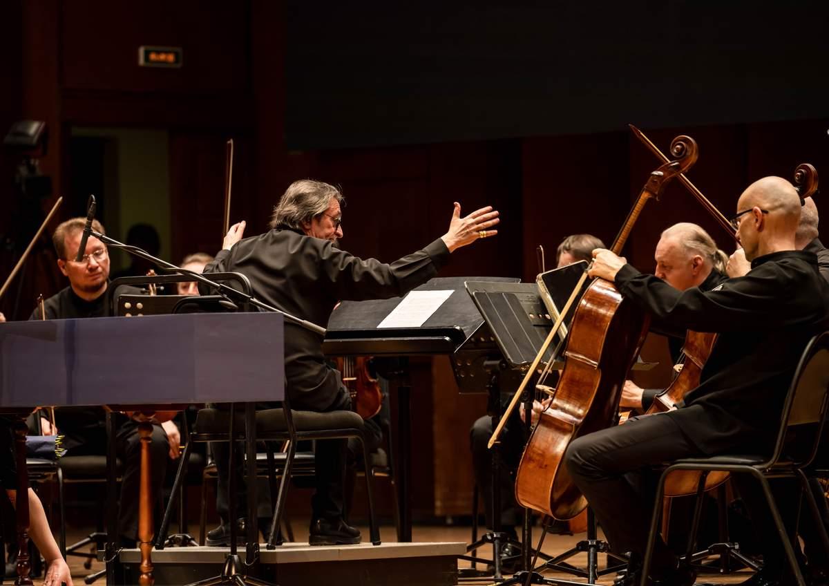 Фото XIII Транссибирский Арт-фестиваль продолжает радовать новосибирцев концертами: яркие кадры выступлений 13