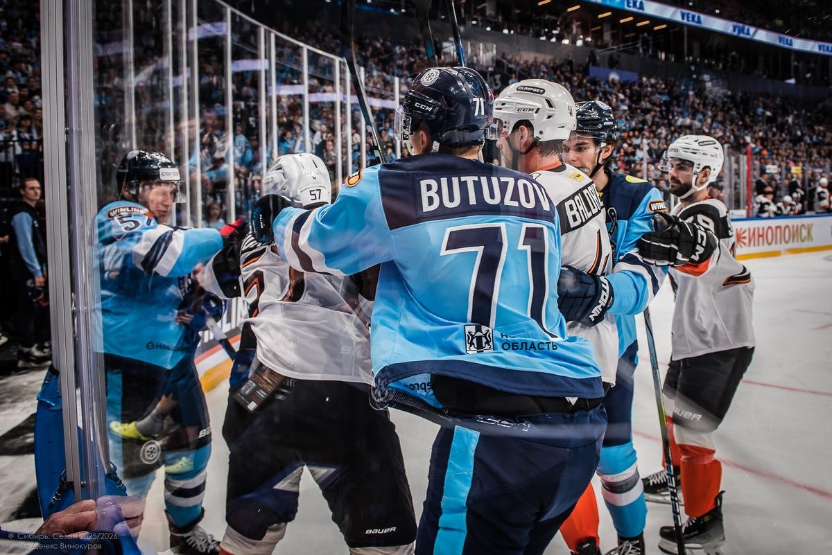 Фото ХК «Сибирь» завершила сезон после серии поражений: 50 кадров побед и провалов команды 11