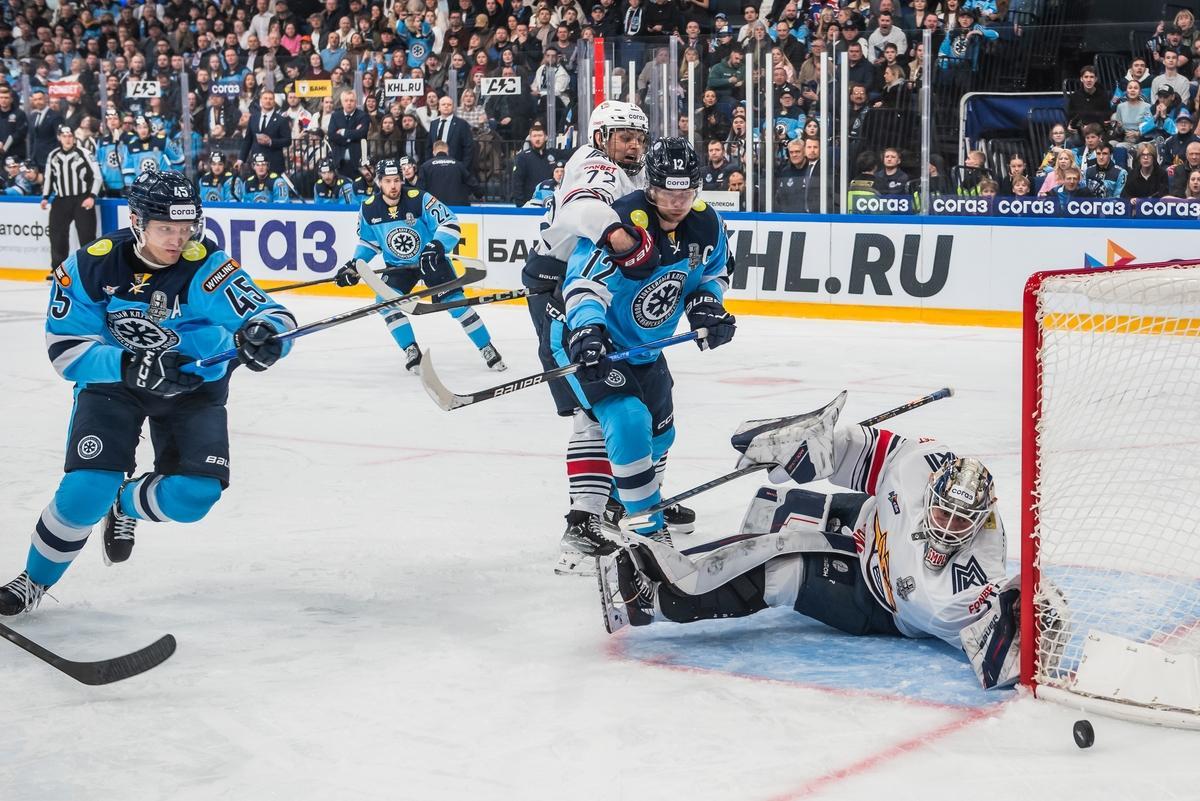 Фото ХК «Сибирь» завершила сезон после серии поражений: 50 кадров побед и провалов команды 28