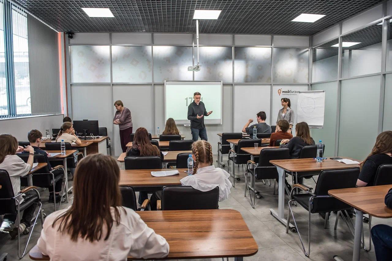 Фото В Новосибирске завершилась олимпиада «Покори Воробьёвы горы!» ФОТОРЕПОРТАЖ 5