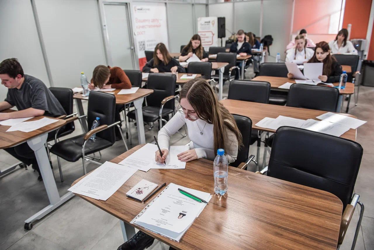 Фото В Новосибирске завершилась олимпиада «Покори Воробьёвы горы!» ФОТОРЕПОРТАЖ 14