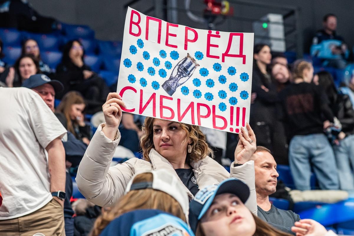 Фото ХК «Сибирь» завершила сезон после серии поражений: 50 кадров побед и провалов команды 45