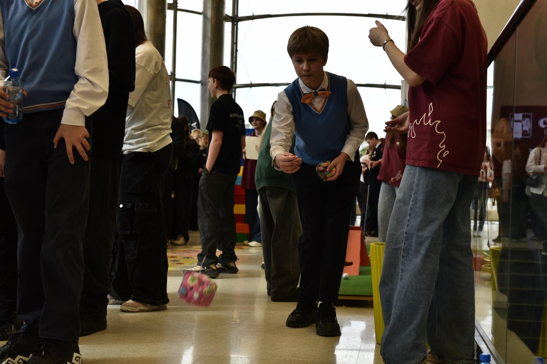 Фото Блогер «Окститесь», звёзды ТВ и свыше тысячи участников. В Новосибирске проходит грандиозный молодёжный форум «МЕДИАПРИТЯЖЕНИЕ: НОВОСИБИРЬ 2.0» 26