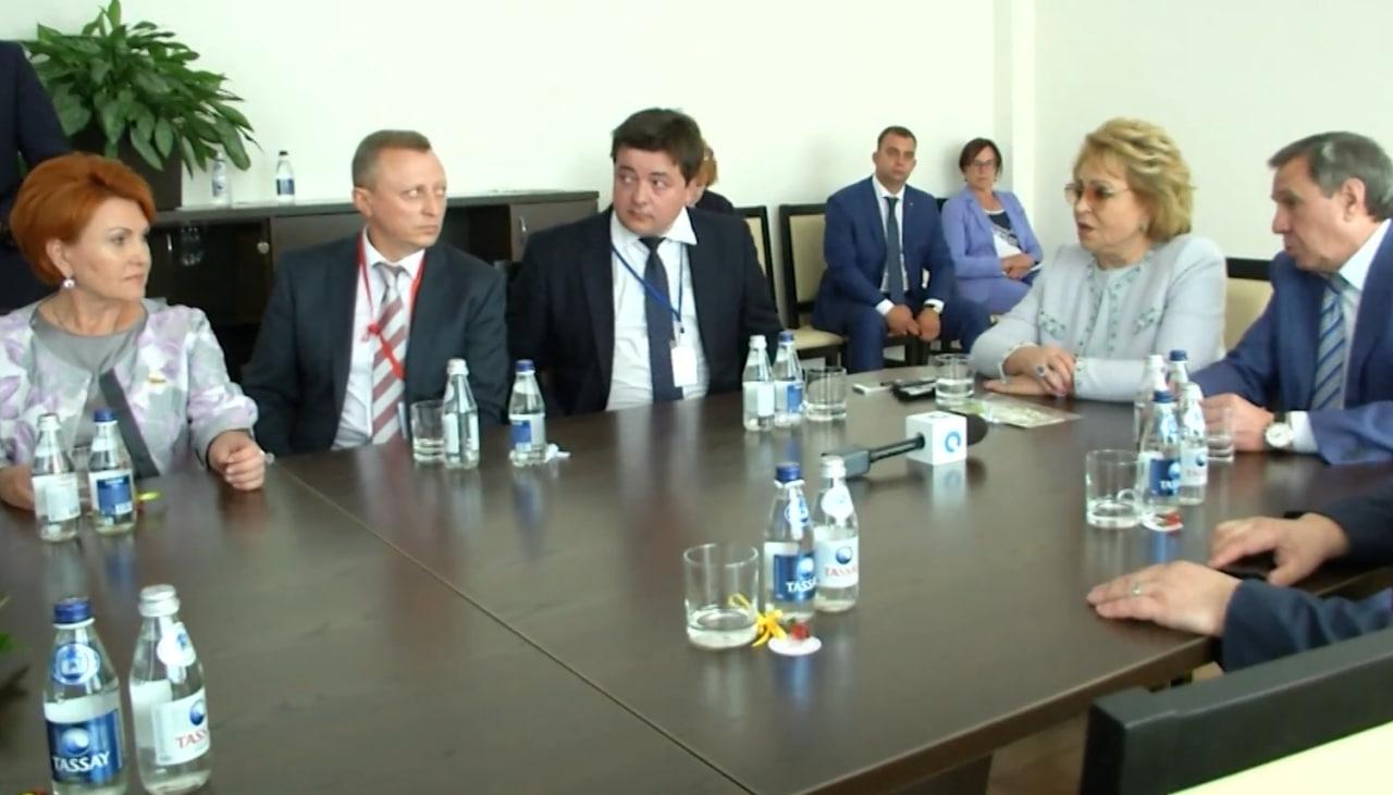 Фото Опубликованы архивные кадры политика Валентины Матвиенко в Новосибирске 3 - Сиб.ФМ Фото Опубликованы архивные кадры политика Валентины Матвиенко в Новосибирске 3