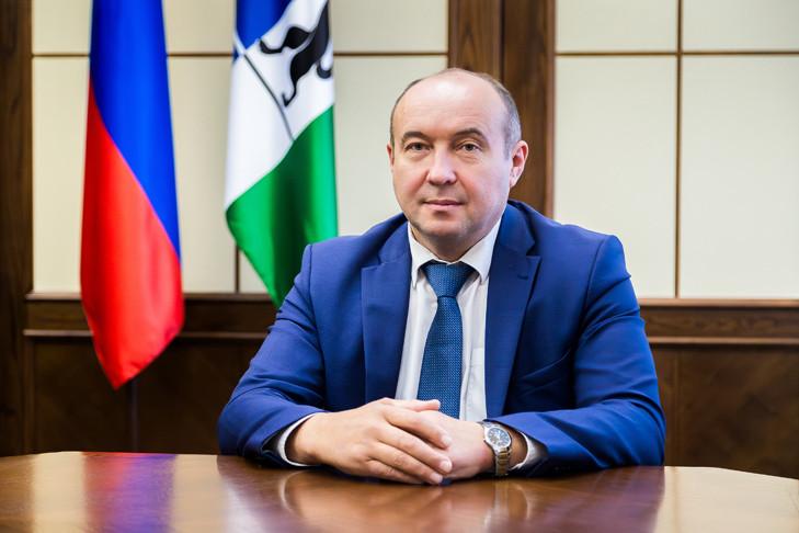 Фото Министр из деревни: кем был экс-министр сельского хозяйства Новосибирской области Андрей Шинделов до прихода во власть 2