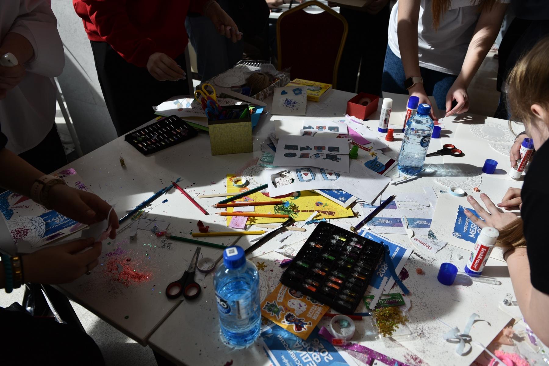 Фото Блогер «Окститесь», звёзды ТВ и свыше тысячи участников. В Новосибирске проходит грандиозный молодёжный форум «МЕДИАПРИТЯЖЕНИЕ: НОВОСИБИРЬ 2.0» 22