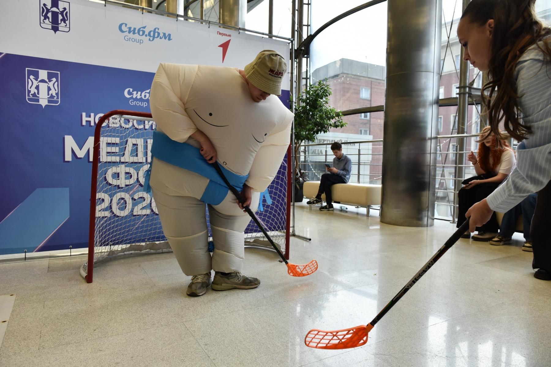 Фото Блогер «Окститесь», звёзды ТВ и свыше тысячи участников. В Новосибирске проходит грандиозный молодёжный форум «МЕДИАПРИТЯЖЕНИЕ: НОВОСИБИРЬ 2.0» 25