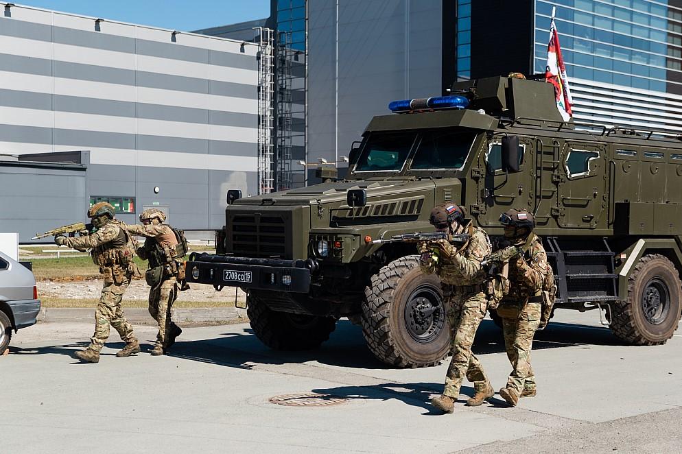 Фото Уже на следующей неделе в МВК «Новосибирск Экспоцентр» стартует выставка «Активный отдых: охота, рыбалка, туризм в Сибири» 2