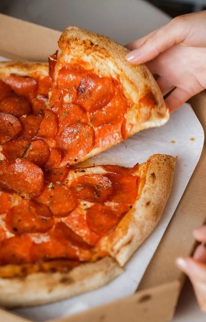 Фото В Новосибирске открылась седьмая пиццерия DEN’s PIZZA на Пролетарской, 50 2