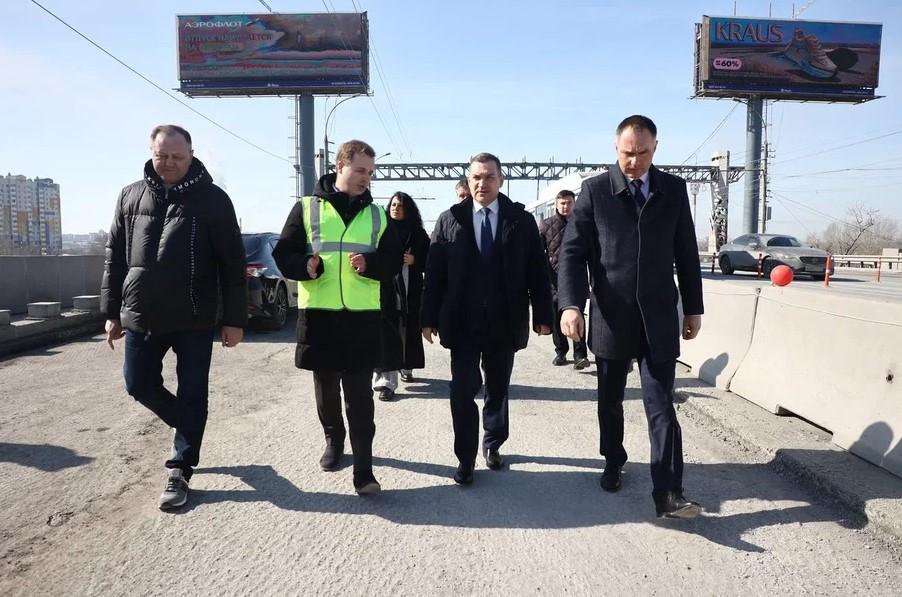 Фото Мэр Новосибирска: шестиполосное движение на Димитровском мосту планируется возобновить уже этой осенью 2