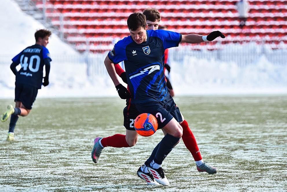 Фото Футбольная «Сибирь» сыграет с принципиальным соперником 3