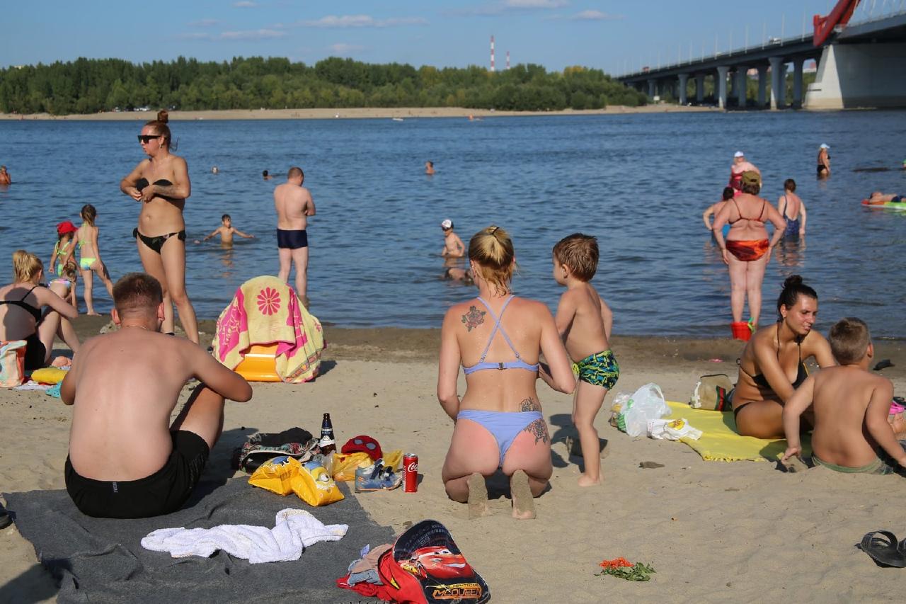 Фото Лето, гуд бай: смотрим, как новосибирцы проводят последние жаркие выходные 10