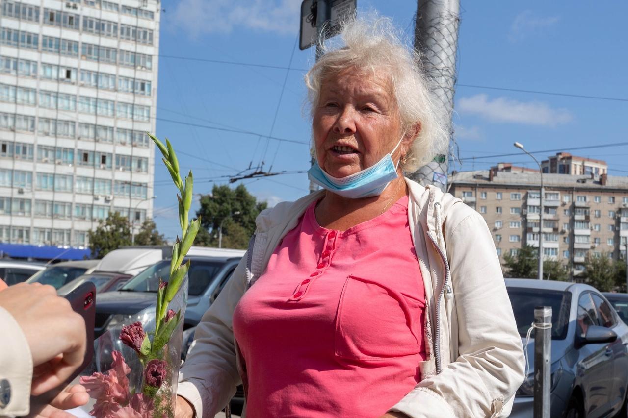 Фото «Сапоги от Путина»: пенсионеры из Новосибирска рассказали, на что потратят выплату 10 000 рублей 4