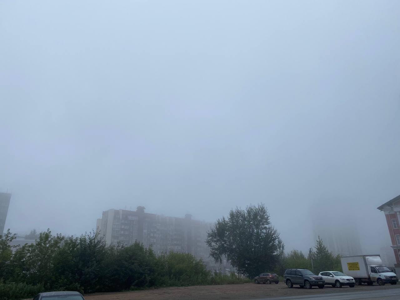 Фото Плотный туман окутал Новосибирск утром 12 августа 3