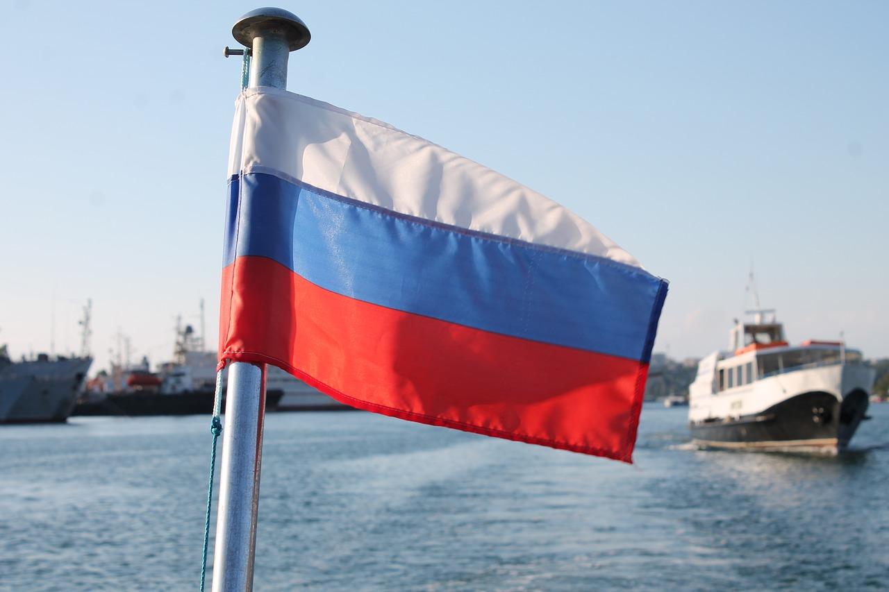 Фото Викторина ко Дню Государственного флага РФ 22 августа 2021 года – с ответами на часто задаваемые вопросы 5