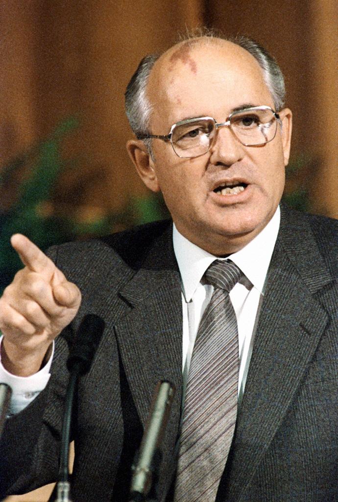 Фото Перестройка, сухой закон и американская пицца: чем запомнился первый президент СССР Михаил Горбачёв 2